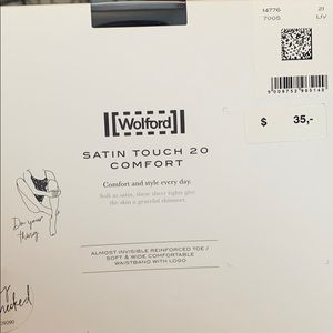 NIB Wolford Satin Touch 20 Tights